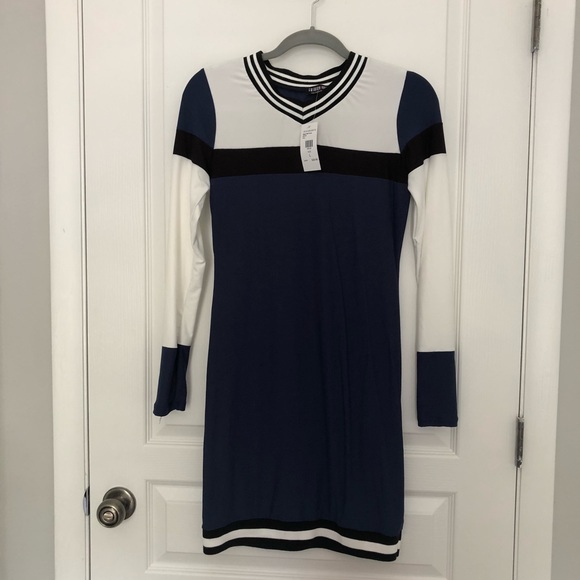 Longsleeve Midi Dress 👗 Sold Out Online - Picture 2 of 4